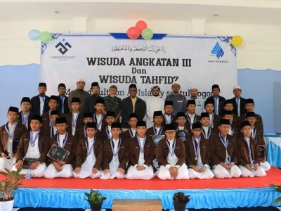 Persyaratan Masuk Program Tahfizh tingkat SMA Wadi Mubarak